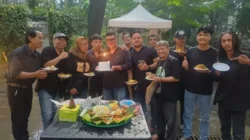 Diterjang Hujan di Taman Ekspresi, Semangat Anniversary ke-1 Paste Band Tetap Hangat Menghibur Warga